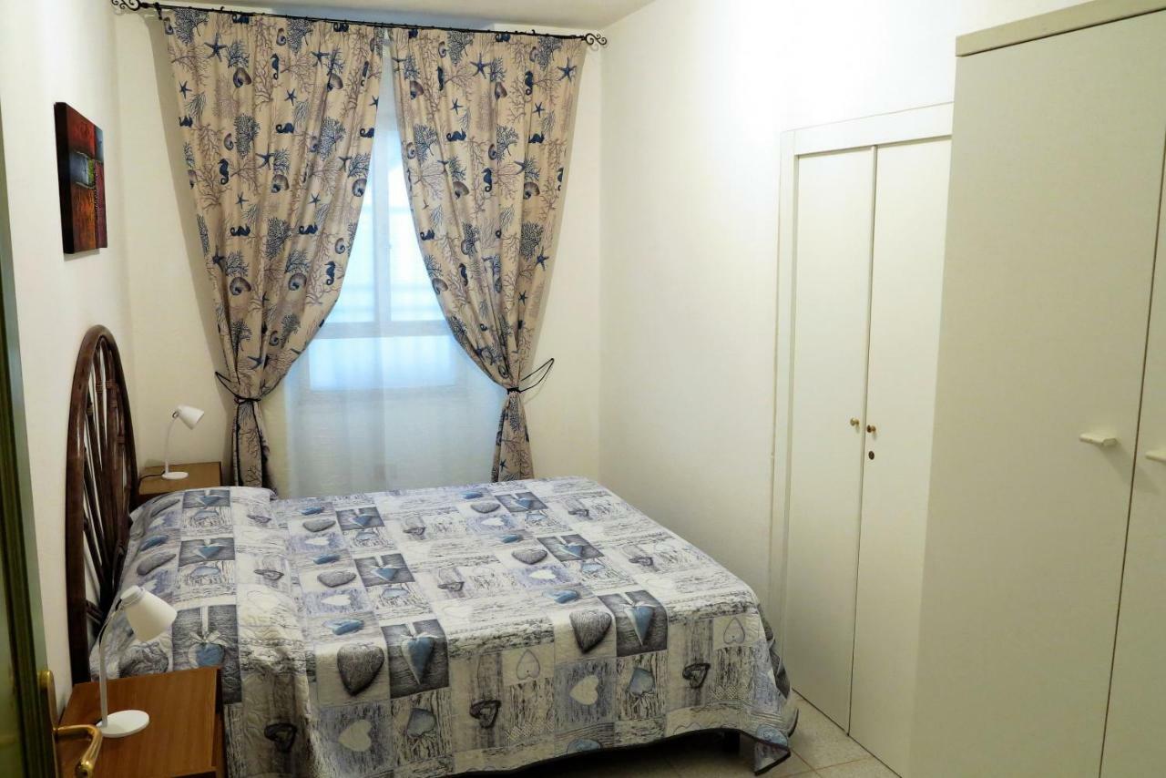 Yellowhouse Apartman Cala Gonone Kültér fotó