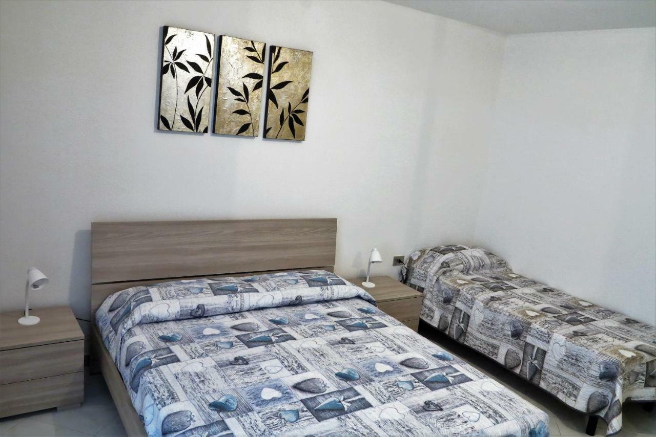 Yellowhouse Apartman Cala Gonone Kültér fotó